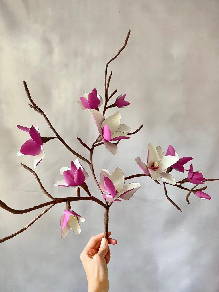 Magnolien_Rot_WEiß_handgemachte